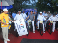 Historic Fit India Sundays on Cycle unfolds at Attari Border on Republic Day Eve - Hindi News | Historic Fit India Sundays on Cycle unfolds at Attari Border on Republic Day Eve | Latest other-sports News at Lokmattimes.com