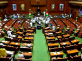 K'taka Assembly proceedings continue amid BJP-JD(S) protest on excise 'scam' issue - Hindi News | K'taka Assembly proceedings continue amid BJP-JD(S) protest on excise 'scam' issue | Latest national News at Lokmattimes.com