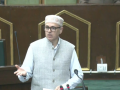 J&K govt to allot five marlas of land to families affected by natural calamities: Omar Abdullah - Hindi News | J&K govt to allot five marlas of land to families affected by natural calamities: Omar Abdullah | Latest national News at Lokmattimes.com