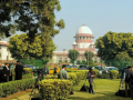SC asks Calcutta HC to examine NIA’s invocation of UAPA in Beldanga violence case - Hindi News | SC asks Calcutta HC to examine NIA’s invocation of UAPA in Beldanga violence case | Latest national News at Lokmattimes.com