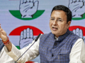 JD(S) alleges fund misuse; targets Surjewala, Cong leadership in K'taka - Hindi News | JD(S) alleges fund misuse; targets Surjewala, Cong leadership in K'taka | Latest national News at Lokmattimes.com