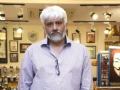 Filmmaker Vikram Bhatt released from Udaipur Central Jail after getting bail from SC - Hindi News | Filmmaker Vikram Bhatt released from Udaipur Central Jail after getting bail from SC | Latest national News at Lokmattimes.com