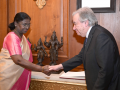 UN Secretary General Guterres calls on President Murmu - Hindi News | UN Secretary General Guterres calls on President Murmu | Latest national News at Lokmattimes.com