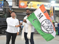 Bengal: Pratikur Rahaman quits CPI-M, joins Trinamool ahead of polls - Hindi News | Bengal: Pratikur Rahaman quits CPI-M, joins Trinamool ahead of polls | Latest national News at Lokmattimes.com