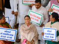 Rabri Devi attacks Nitish govt over murders, rapes in Bihar - Hindi News | Rabri Devi attacks Nitish govt over murders, rapes in Bihar | Latest national News at Lokmattimes.com