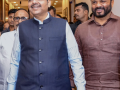Orchestra bars operating as dance bars: Maha govt to amend Act for permanent cancellation of licences, says CM Fadnavis - Hindi News | Orchestra bars operating as dance bars: Maha govt to amend Act for permanent cancellation of licences, says CM Fadnavis | Latest national News at Lokmattimes.com