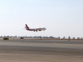 Leh-bound SpiceJet flight lands safely at Delhi Airport over ‘technical issue' - Hindi News | Leh-bound SpiceJet flight lands safely at Delhi Airport over ‘technical issue' | Latest business News at Lokmattimes.com