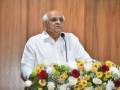 Gujarat records 7.4 pc growth rate, above national average of 6.5 pc​ - Hindi News | Gujarat records 7.4 pc growth rate, above national average of 6.5 pc​ | Latest national News at Lokmattimes.com