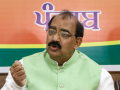 Raises serious concern about Kejriwal's leadership: Punjab BJP on AAP MPs' exit - Hindi News | Raises serious concern about Kejriwal's leadership: Punjab BJP on AAP MPs' exit | Latest national News at Lokmattimes.com