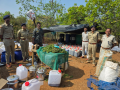 Koraput Police bust interstate hashish oil unit, seize contraband worth ₹225 crore - Hindi News | Koraput Police bust interstate hashish oil unit, seize contraband worth ₹225 crore | Latest national News at Lokmattimes.com
