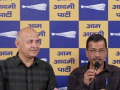 Kejriwal, Sisodia, others acquitted in Delhi excise policy case sparks political slugfest - Hindi News | Kejriwal, Sisodia, others acquitted in Delhi excise policy case sparks political slugfest | Latest national News at Lokmattimes.com