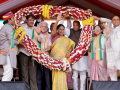 Delhi CM Rekha Gupta presents one-year report card in South Delhi - Hindi News | Delhi CM Rekha Gupta presents one-year report card in South Delhi | Latest national News at Lokmattimes.com