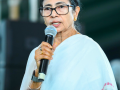 West Bengal announces ad hoc bonus for civic, village police volunteers - Hindi News | West Bengal announces ad hoc bonus for civic, village police volunteers | Latest national News at Lokmattimes.com