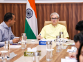 J&K Cabinet approves 18 pc fare hike, raises allowances of ministers and MLAs - Hindi News | J&K Cabinet approves 18 pc fare hike, raises allowances of ministers and MLAs | Latest national News at Lokmattimes.com
