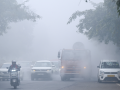 Unseasonal fog, rising heat, deepening air pollution hit Delhi-NCR - Hindi News | Unseasonal fog, rising heat, deepening air pollution hit Delhi-NCR | Latest national News at Lokmattimes.com
