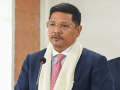 Meghalaya CM reviews ground situation in Tura after two days of unrest - Hindi News | Meghalaya CM reviews ground situation in Tura after two days of unrest | Latest national News at Lokmattimes.com