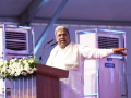Guarantees and development given equal priority: K'taka CM Siddaramaiah - Hindi News | Guarantees and development given equal priority: K'taka CM Siddaramaiah | Latest national News at Lokmattimes.com