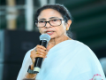 CM Mamata announces payment of DA arrears to state govt employees from March - Hindi News | CM Mamata announces payment of DA arrears to state govt employees from March | Latest national News at Lokmattimes.com