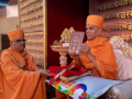 BAPS swami Bhadreshdasji’s work 'Prasthanachatushtaye Brahmaghosha' receives national honour - Hindi News | BAPS swami Bhadreshdasji’s work 'Prasthanachatushtaye Brahmaghosha' receives national honour | Latest national News at Lokmattimes.com