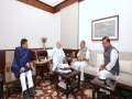 Assam CM Sarma accompanies Pradyut Bordoloi to meet HM Amit Shah after BJP entry - Hindi News | Assam CM Sarma accompanies Pradyut Bordoloi to meet HM Amit Shah after BJP entry | Latest national News at Lokmattimes.com