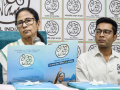 Bengal 2026 polls: Mamata Banerjee, Abhishek to address virtual meeting with Trinamool’s counting agents today - Hindi News | Bengal 2026 polls: Mamata Banerjee, Abhishek to address virtual meeting with Trinamool’s counting agents today | Latest national News at Lokmattimes.com
