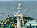 Vizag-bound tanker with 46,313 tonnes of LPG sails safely through Hormuz - Hindi News | Vizag-bound tanker with 46,313 tonnes of LPG sails safely through Hormuz | Latest business News at Lokmattimes.com