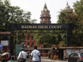 Madras HC allows police to arrest 'Savukku' Shankar if required, declines bail extension​ - Hindi News | Madras HC allows police to arrest 'Savukku' Shankar if required, declines bail extension​ | Latest national News at Lokmattimes.com