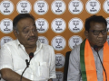 Bengal: Kolendranath Mandi joins BJP ahead of polls​ - Hindi News | Bengal: Kolendranath Mandi joins BJP ahead of polls​ | Latest national News at Lokmattimes.com