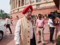 PM Modi decided govt to take hit on its own finances to safeguard Indians, says Hardeep Puri on excise cut - Hindi News | PM Modi decided govt to take hit on its own finances to safeguard Indians, says Hardeep Puri on excise cut | Latest business News at Lokmattimes.com