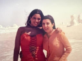 Sameera Reddy says 'Farah Khan we look like kids' as she shares a throwback from her first song - Hindi News | Sameera Reddy says 'Farah Khan we look like kids' as she shares a throwback from her first song | Latest entertainment News at Lokmattimes.com