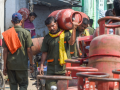 Commercial LPG supply recovers to 70 pc amid disruptions: Indian Oil Corporation - Hindi News | Commercial LPG supply recovers to 70 pc amid disruptions: Indian Oil Corporation | Latest national News at Lokmattimes.com