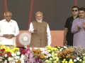 Gujarat: PM Modi launches over Rs 19,800 crore development projects in Vav‑Tharad - Hindi News | Gujarat: PM Modi launches over Rs 19,800 crore development projects in Vav‑Tharad | Latest national News at Lokmattimes.com