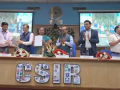 Govt lauds CSIR’s governance model, calls it benchmark for transparency - Hindi News | Govt lauds CSIR’s governance model, calls it benchmark for transparency | Latest business News at Lokmattimes.com