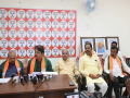 K'taka BJP claims DKS may replace Siddaramaiah after April 20, slams Cong govt - Hindi News | K'taka BJP claims DKS may replace Siddaramaiah after April 20, slams Cong govt | Latest national News at Lokmattimes.com