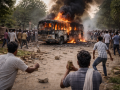 Man killed in Jodhpur bus crash; angry mob sets vehicle ablaze - Hindi News | Man killed in Jodhpur bus crash; angry mob sets vehicle ablaze | Latest national News at Lokmattimes.com