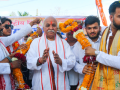 MP: Pravin Togadia joins Bhojshala satyagraha, demands restoration of Goddess Vagdevi idol - Hindi News | MP: Pravin Togadia joins Bhojshala satyagraha, demands restoration of Goddess Vagdevi idol | Latest national News at Lokmattimes.com