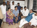 K’taka love jihad case: Pralhad Joshi visits Hubballi victim’s family - Hindi News | K’taka love jihad case: Pralhad Joshi visits Hubballi victim’s family | Latest national News at Lokmattimes.com