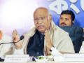 Facing backlash over 'illiterate' Gujaratis remarks, Kharge expresses regret, says deliberate misinterpretation - Hindi News | Facing backlash over 'illiterate' Gujaratis remarks, Kharge expresses regret, says deliberate misinterpretation | Latest national News at Lokmattimes.com
