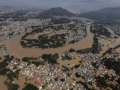 On poll eve, 2018 flood tragedy turns into political wrangle in Kerala - Hindi News | On poll eve, 2018 flood tragedy turns into political wrangle in Kerala | Latest national News at Lokmattimes.com