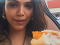 Shriya Pilgaonkar cheats on clean-eating month, indulges in vada pav - Hindi News | Shriya Pilgaonkar cheats on clean-eating month, indulges in vada pav | Latest entertainment News at Lokmattimes.com