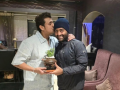 Sonu Nigam says 'So proud of his journey' as he recalls Arijit Singh's visit to his home - Hindi News | Sonu Nigam says 'So proud of his journey' as he recalls Arijit Singh's visit to his home | Latest entertainment News at Lokmattimes.com