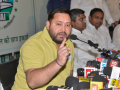 Current political developments are detached from public's will: Tejashwi attacks BJP after Nitish Kumar’s resignation - Hindi News | Current political developments are detached from public's will: Tejashwi attacks BJP after Nitish Kumar’s resignation | Latest national News at Lokmattimes.com
