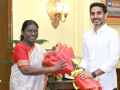 Andhra minister Lokesh meets President Murmu, thanks her for approving Amaravati Bill - Hindi News | Andhra minister Lokesh meets President Murmu, thanks her for approving Amaravati Bill | Latest national News at Lokmattimes.com