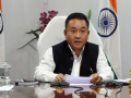 Sikkim CM reviews preparations for PM Modi’s visit ahead of Statehood anniversary finale - Hindi News | Sikkim CM reviews preparations for PM Modi’s visit ahead of Statehood anniversary finale | Latest national News at Lokmattimes.com