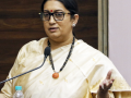 Smriti Irani hits back at Akhilesh Yadav's remark over Women's Reservation Act - Hindi News | Smriti Irani hits back at Akhilesh Yadav's remark over Women's Reservation Act | Latest national News at Lokmattimes.com