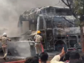 Six burnt alive as car catches fire after head-on collision with bus in Yadgir district - Hindi News | Six burnt alive as car catches fire after head-on collision with bus in Yadgir district | Latest national News at Lokmattimes.com