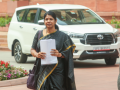 AIADMK backed BJP’s delimitation move against Tamil Nadu’s interests: Kanimozhi - Hindi News | AIADMK backed BJP’s delimitation move against Tamil Nadu’s interests: Kanimozhi | Latest national News at Lokmattimes.com