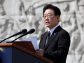 South Korean President vows to defend democracy on anniversary of 1960 pro-democracy uprising - Hindi News | South Korean President vows to defend democracy on anniversary of 1960 pro-democracy uprising | Latest international News at Lokmattimes.com