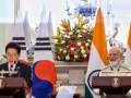 Lee returns from trip to India, Vietnam focused on economic ties - Hindi News | Lee returns from trip to India, Vietnam focused on economic ties | Latest business News at Lokmattimes.com