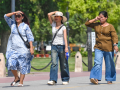 Delhi-NCR temp crosses 40; yellow alert issued for heatwave; air quality worsens - Hindi News | Delhi-NCR temp crosses 40; yellow alert issued for heatwave; air quality worsens | Latest national News at Lokmattimes.com